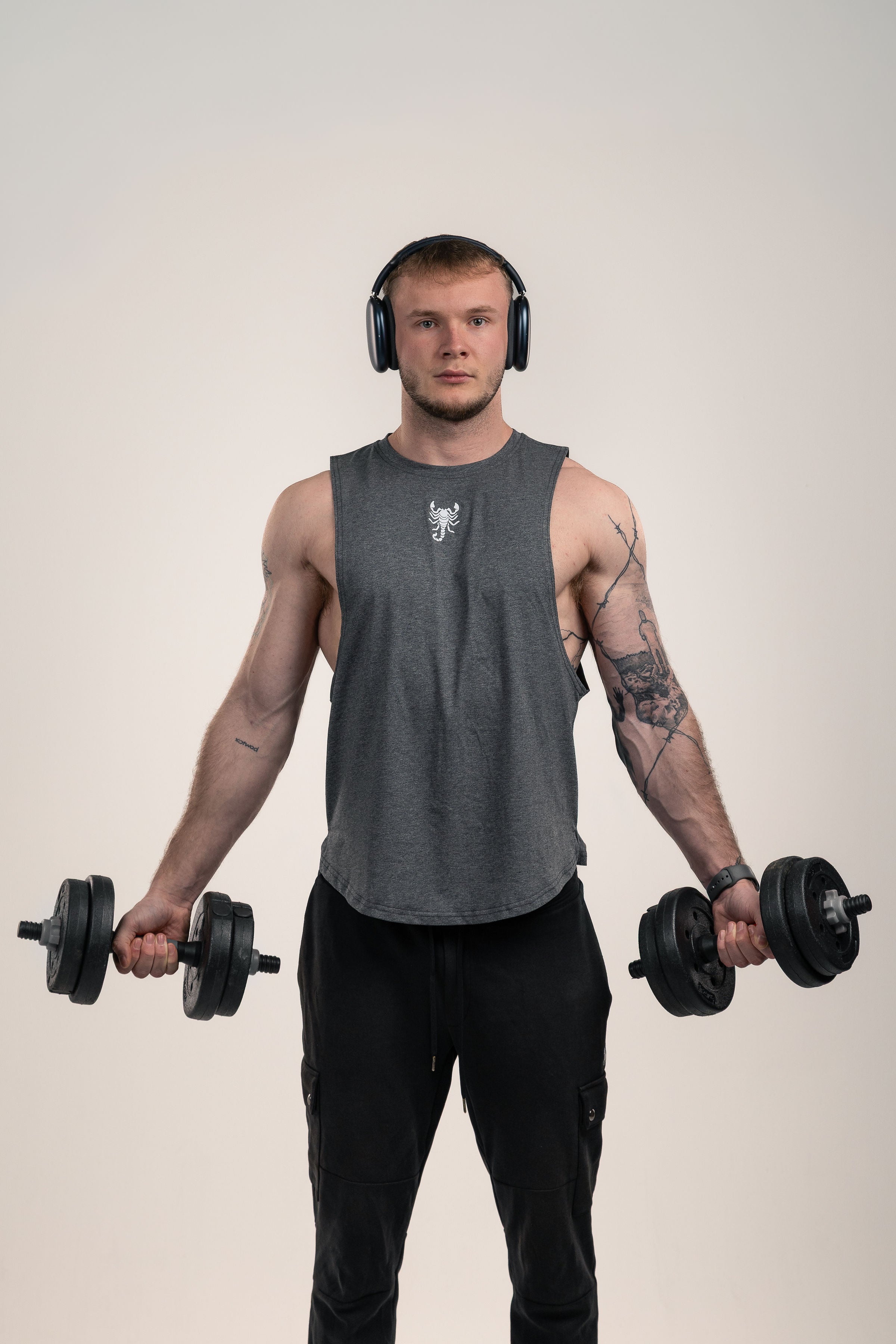 Dark Grey Round Neck Sleeveless Vest